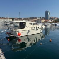 AZIMUT 32